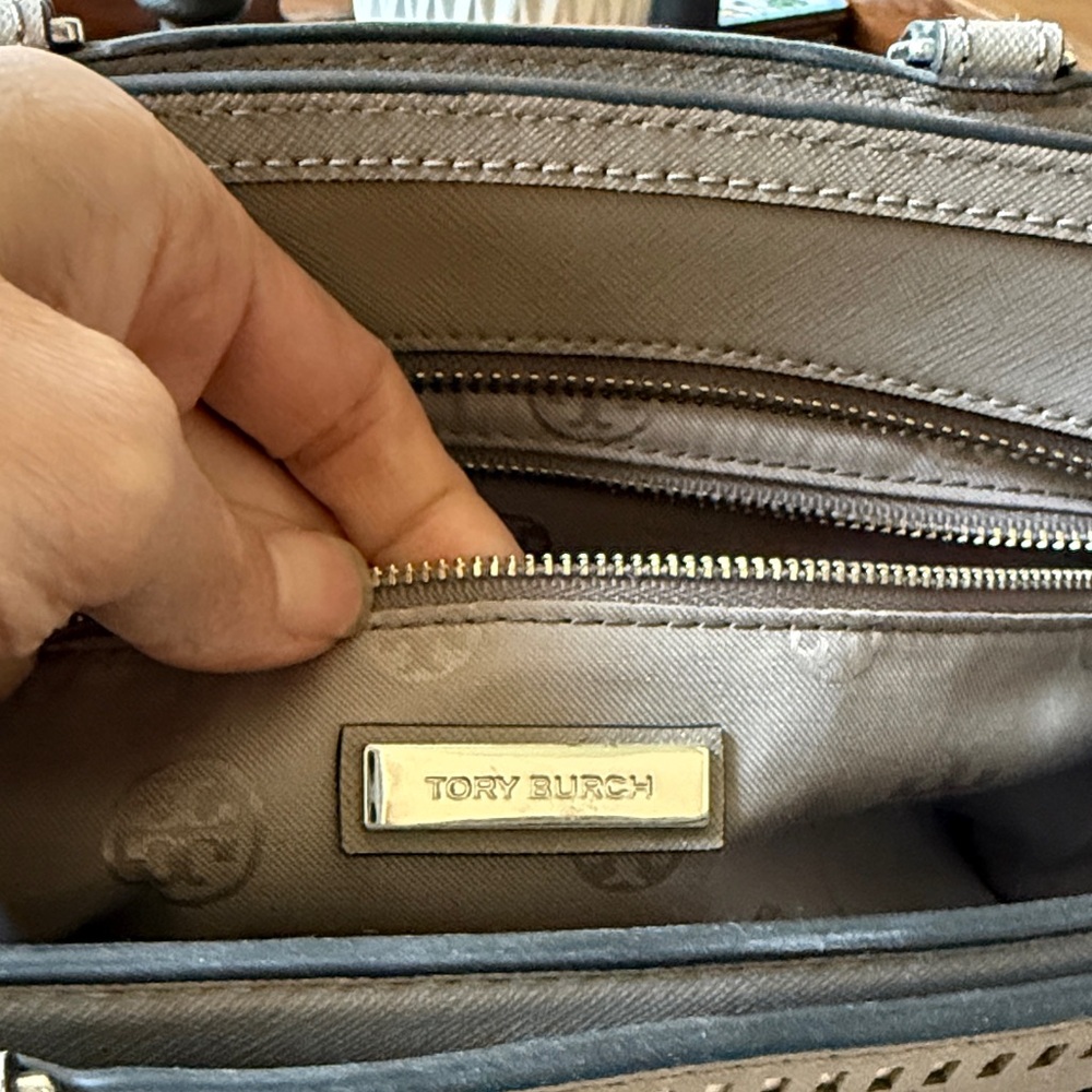 Tory Burch Gray Handbag and Wallet Set with dust bag - Picture 7 of 13